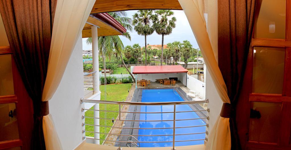 Bluewater Beach Resort Тринкомалі Номер фото